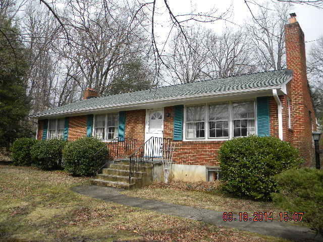 3647 Chaparral Dr  Roanoke VA 24018 photo