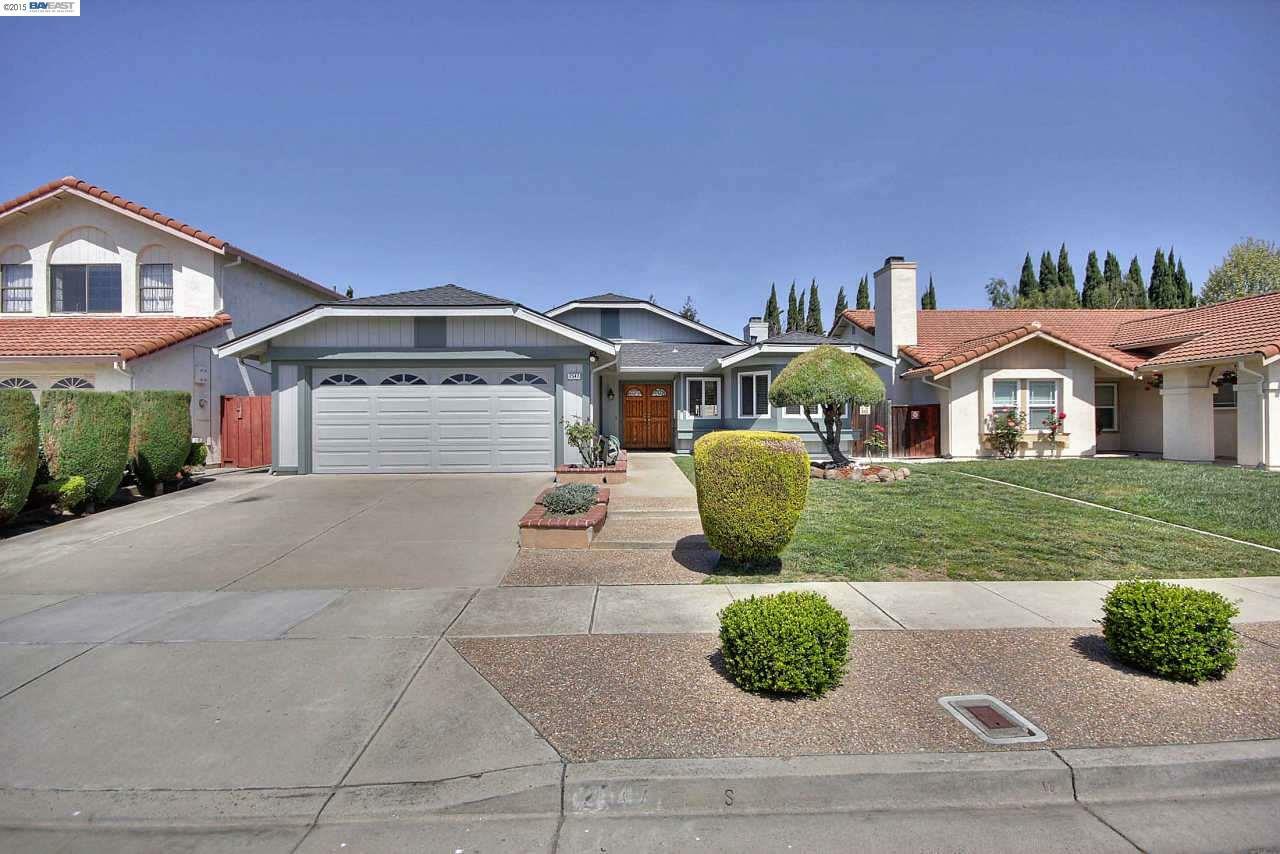Property Photo: 2547 Bishop Ave CA 94536
