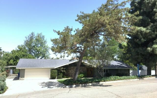 Property Photo:  2215 Oak Crest Drive  CA 92506 