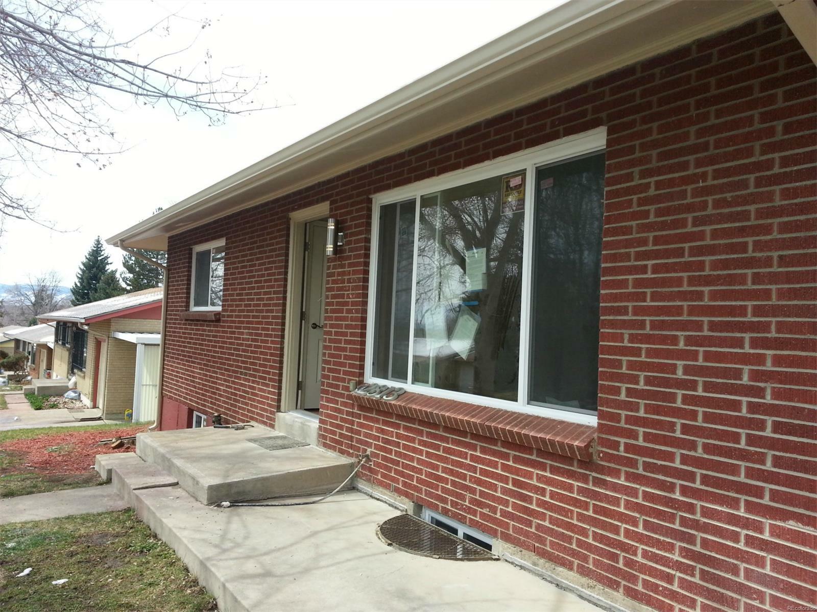 Property Photo:  2813 South Quitman Street  CO 80236 