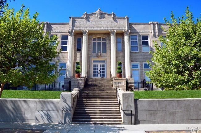 Property Photo:  331 Keller Street 10  CA 94952 