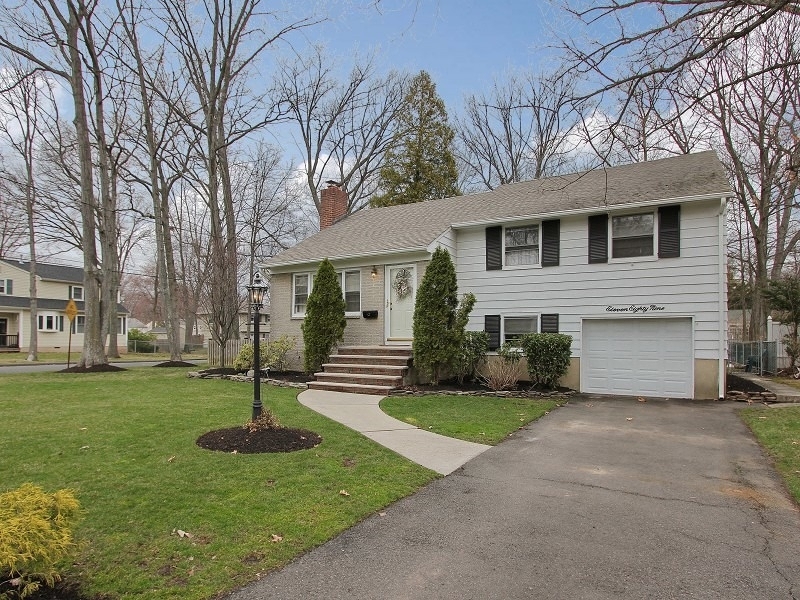 Property Photo:  1189 Hetfield Ave  NJ 07076 