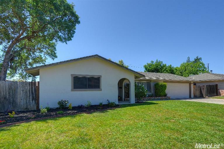 Property Photo: 3590 Woodglade Court CA 95677