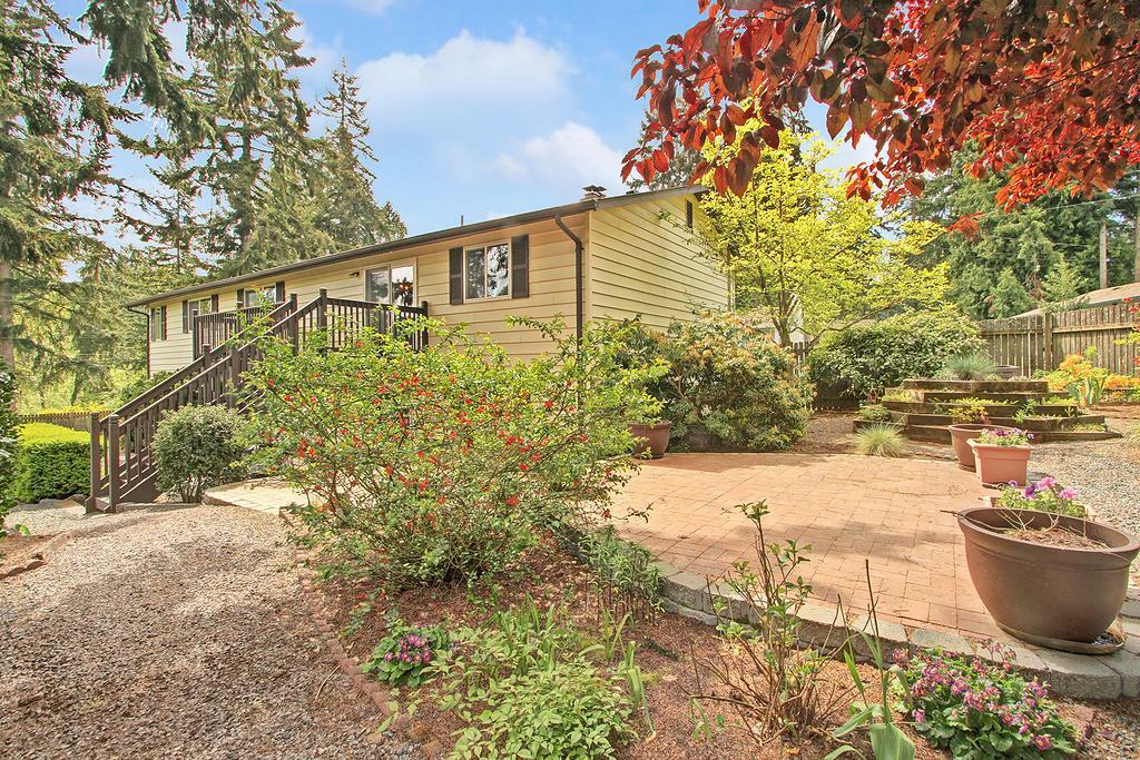 Property Photo:  311 137th St SW  WA 98208 