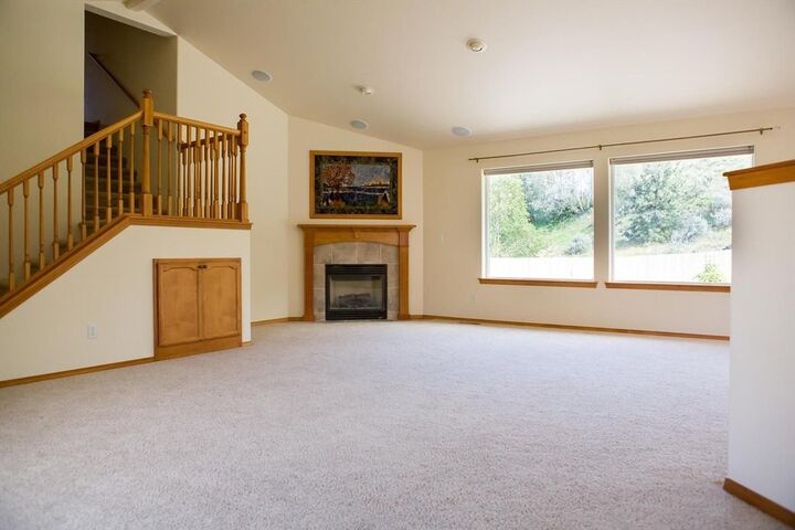 Property Photo:  337 Canyon Creek Dr  WA 98801 