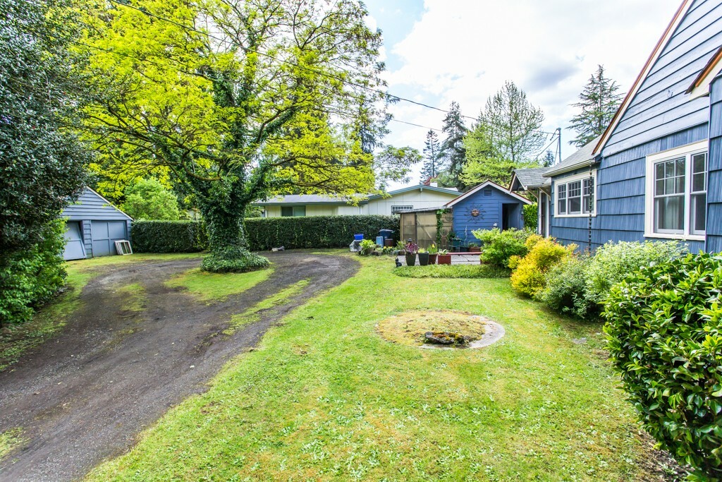 Property Photo: 11243 132nd Ave NE WA 98033