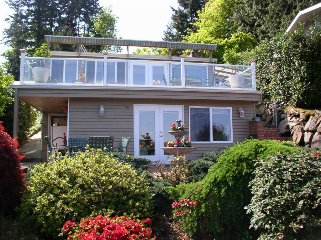 Property Photo:  16032 Rose Rd  WA 98292 