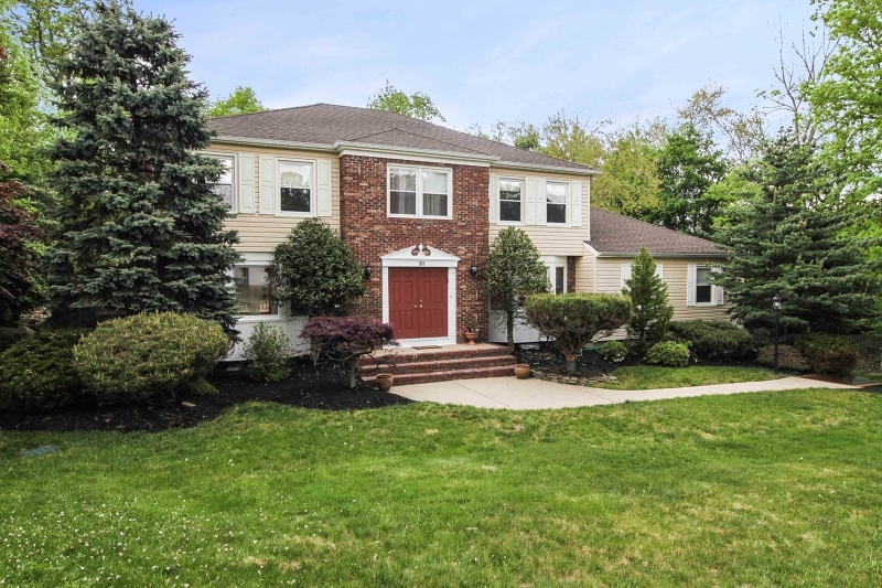 Property Photo:  31 Cunningham Dr  NJ 07052 