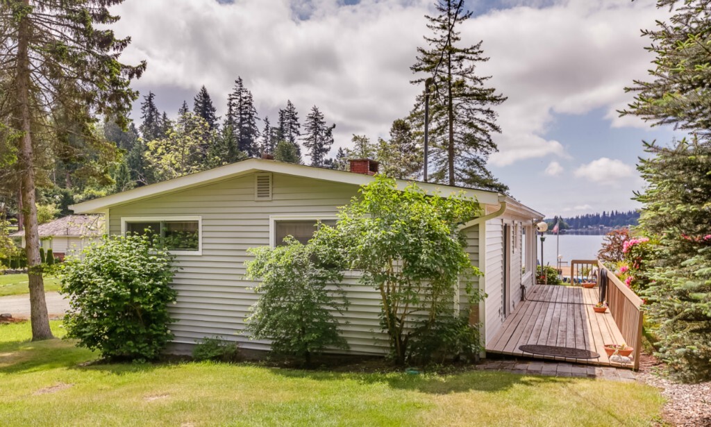 Property Photo:  4010 172nd St NW  WA 98292 