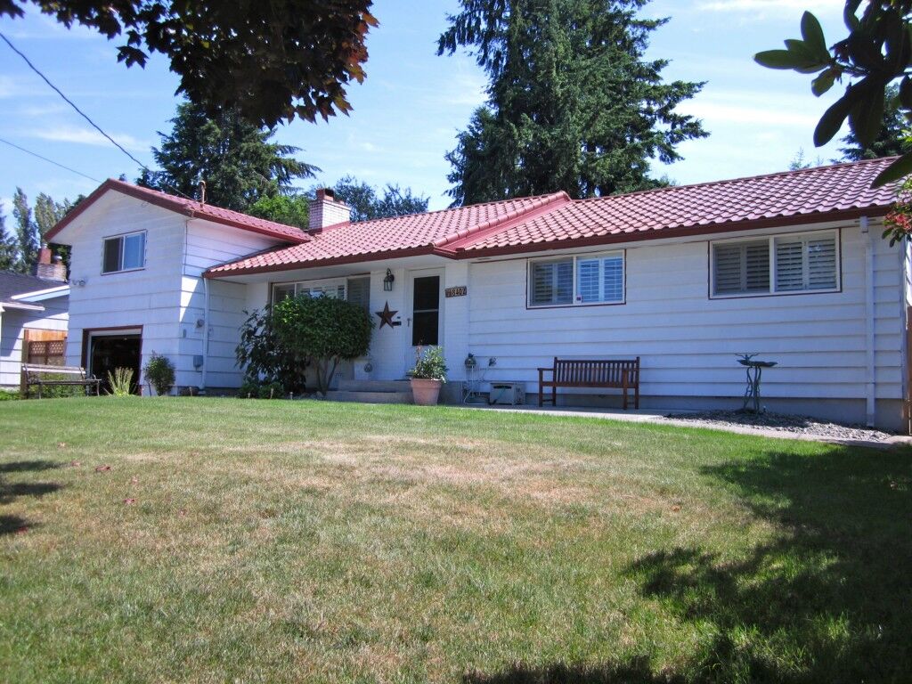 Property Photo:  8402  34 Street W  WA 98466 