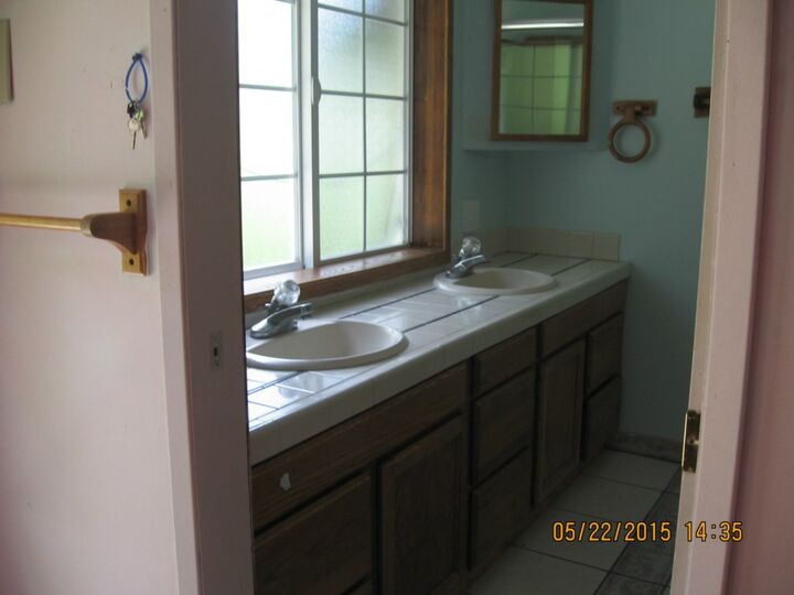 Property Photo:  911 Gainsborough  WA 98239 