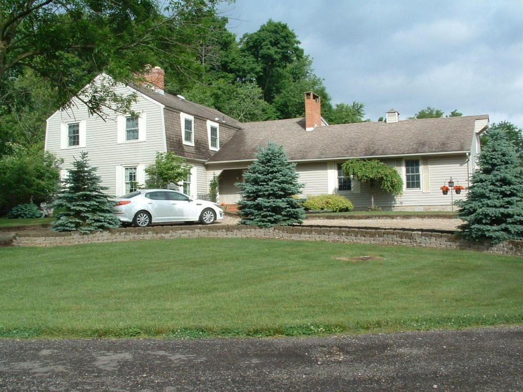 Property Photo:  1500 S York Road  OH 43001 