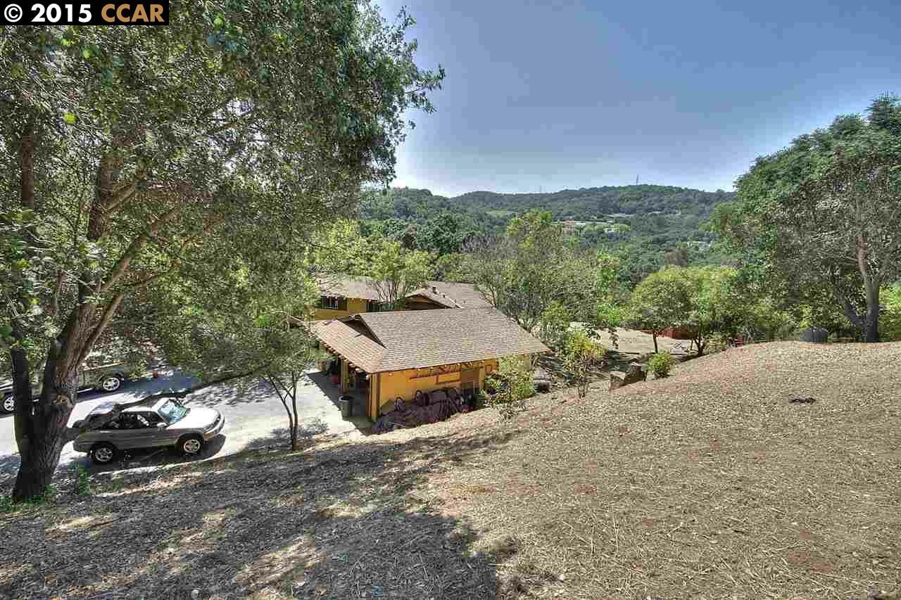 Property Photo:  125 Oak Bridge Ln  CA 94553 