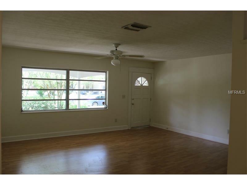 Property Photo: 14914 Philmore Road FL 33613