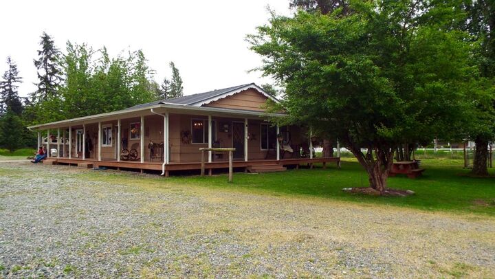 Property Photo:  11909 Vickery Ave E  WA 98446 