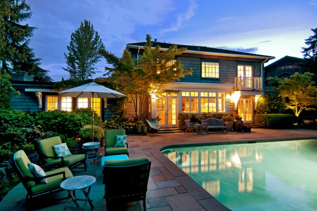 Property Photo: 2244 38th Place E WA 98112