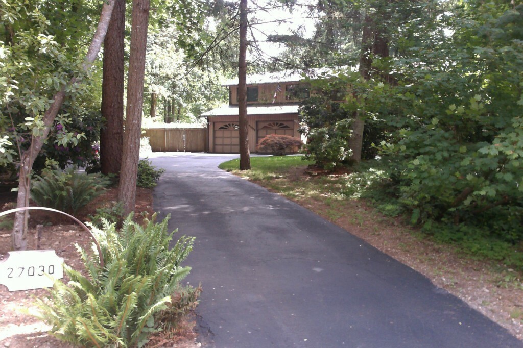 Property Photo:  27030 204th Ave SE  WA 98042 