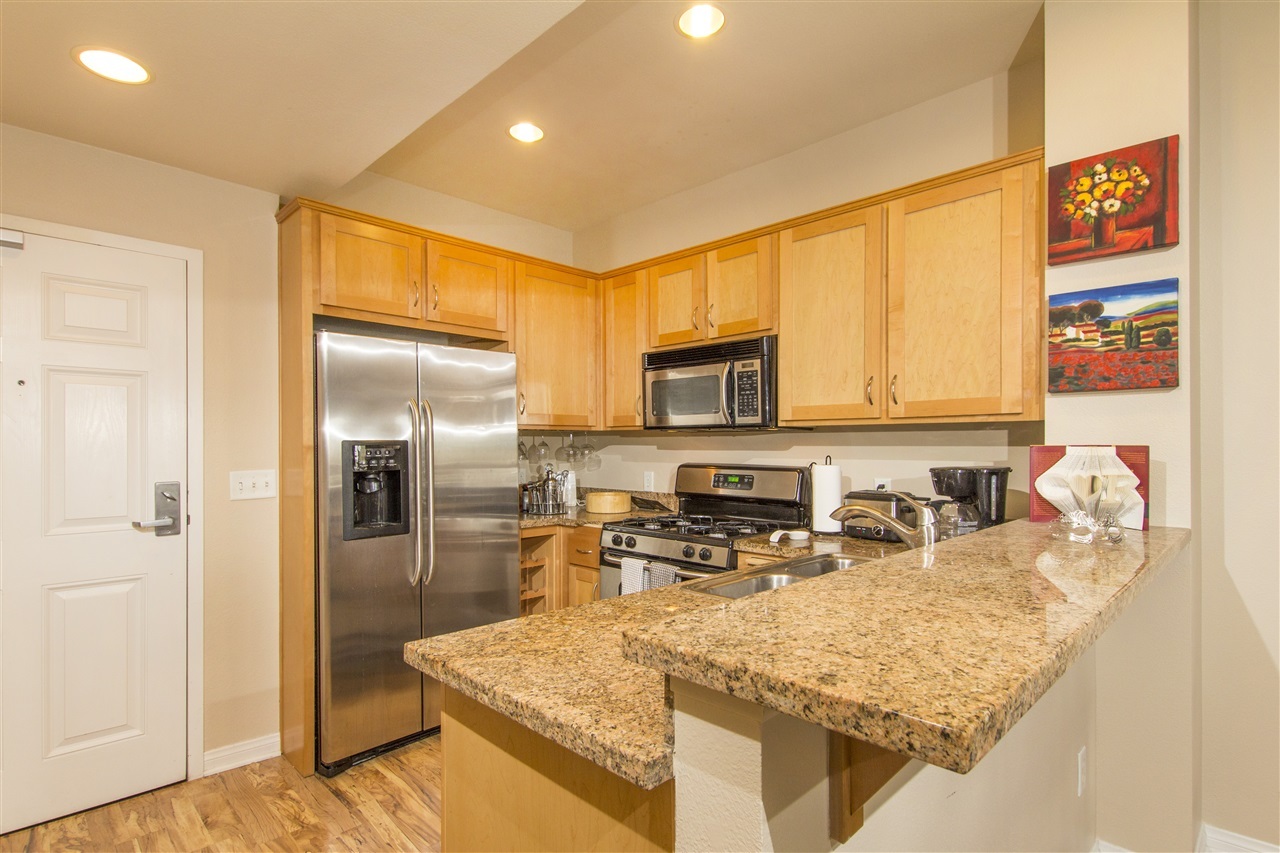 Property Photo:  450 J Street 5021  CA 92101 