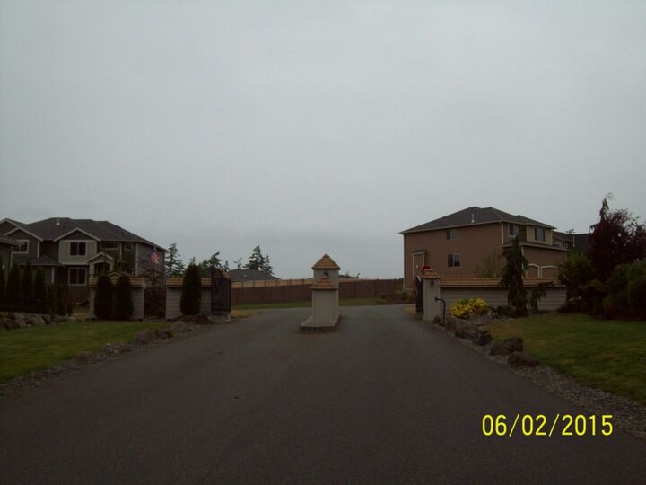 Property Photo:  950 Lyle Ridge Cir  WA 98277 