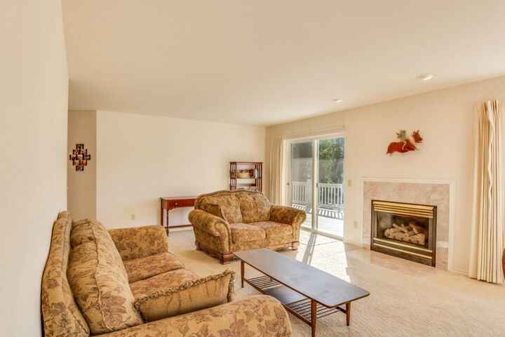 Property Photo:  4403 Kingsway  WA 98221 