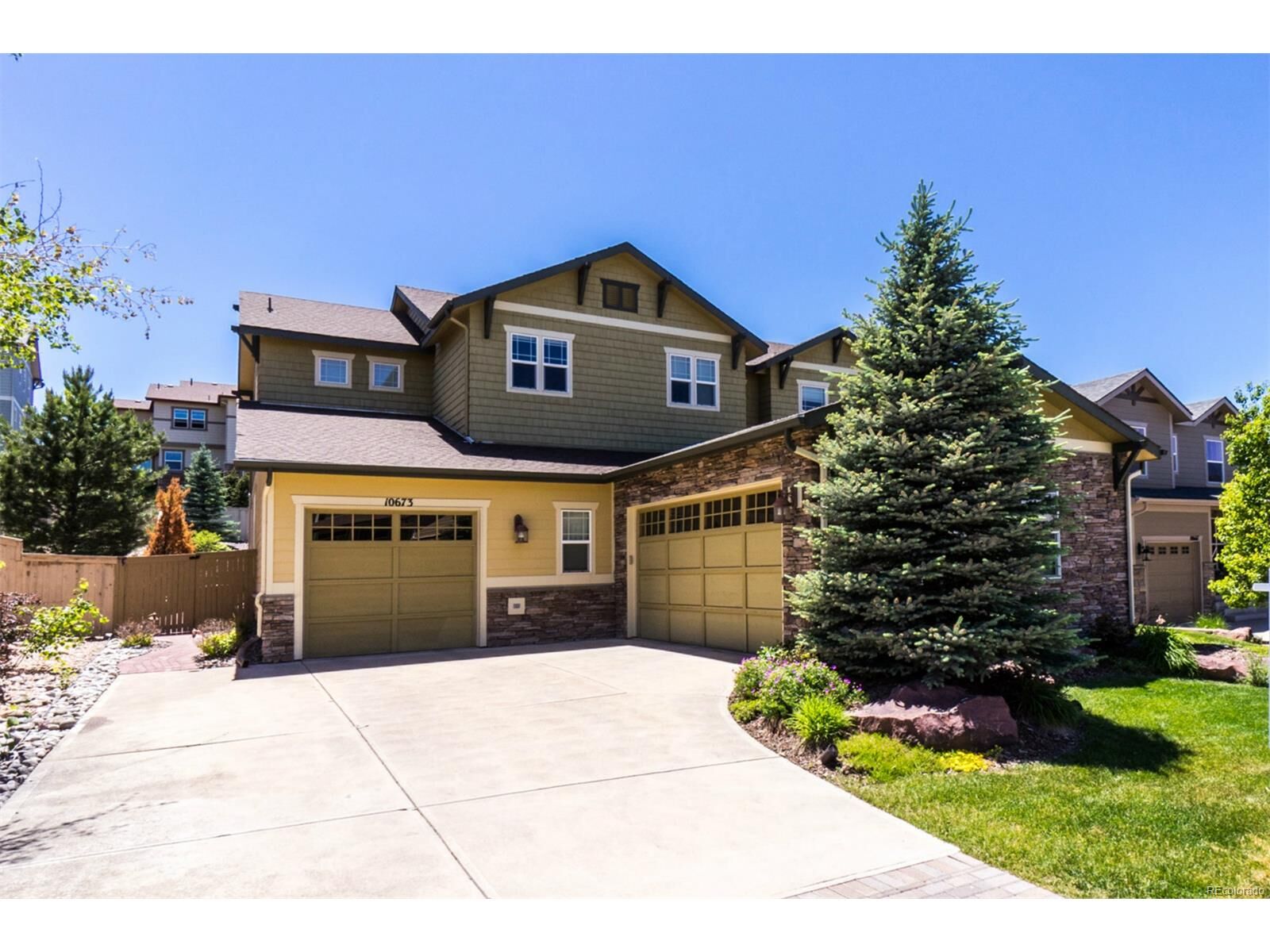 Property Photo: 10673 Amesbury Way CO 80126