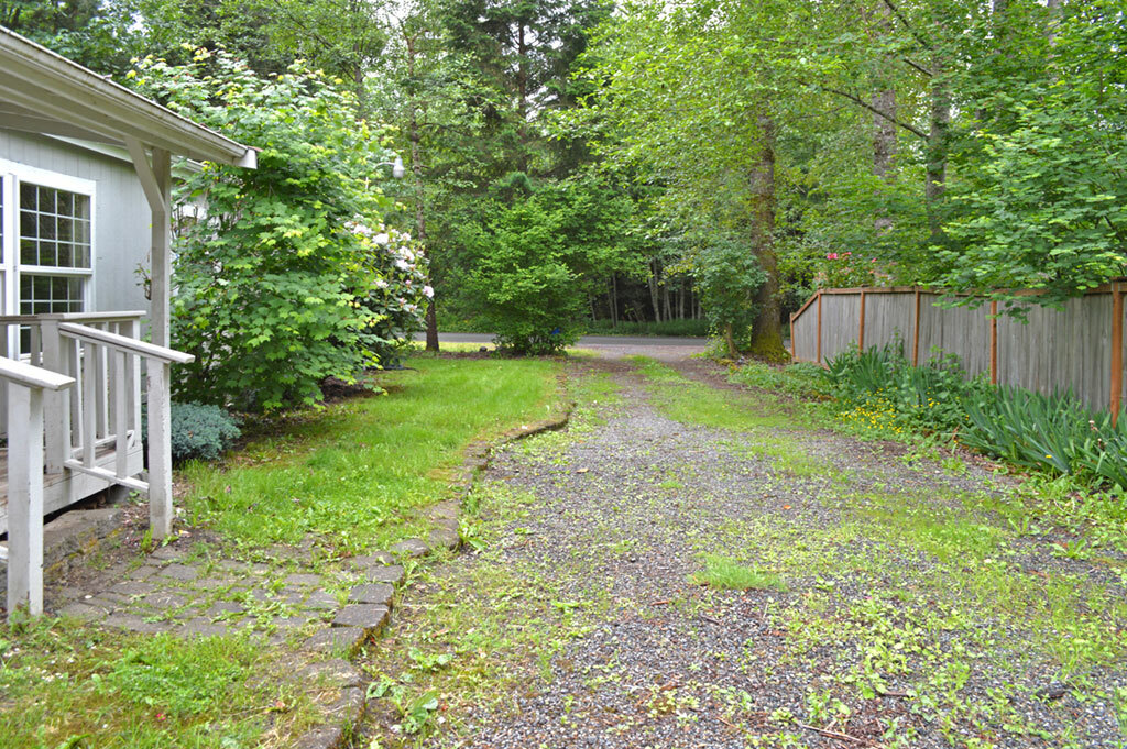 Property Photo:  12511 164th St E  WA 98374 