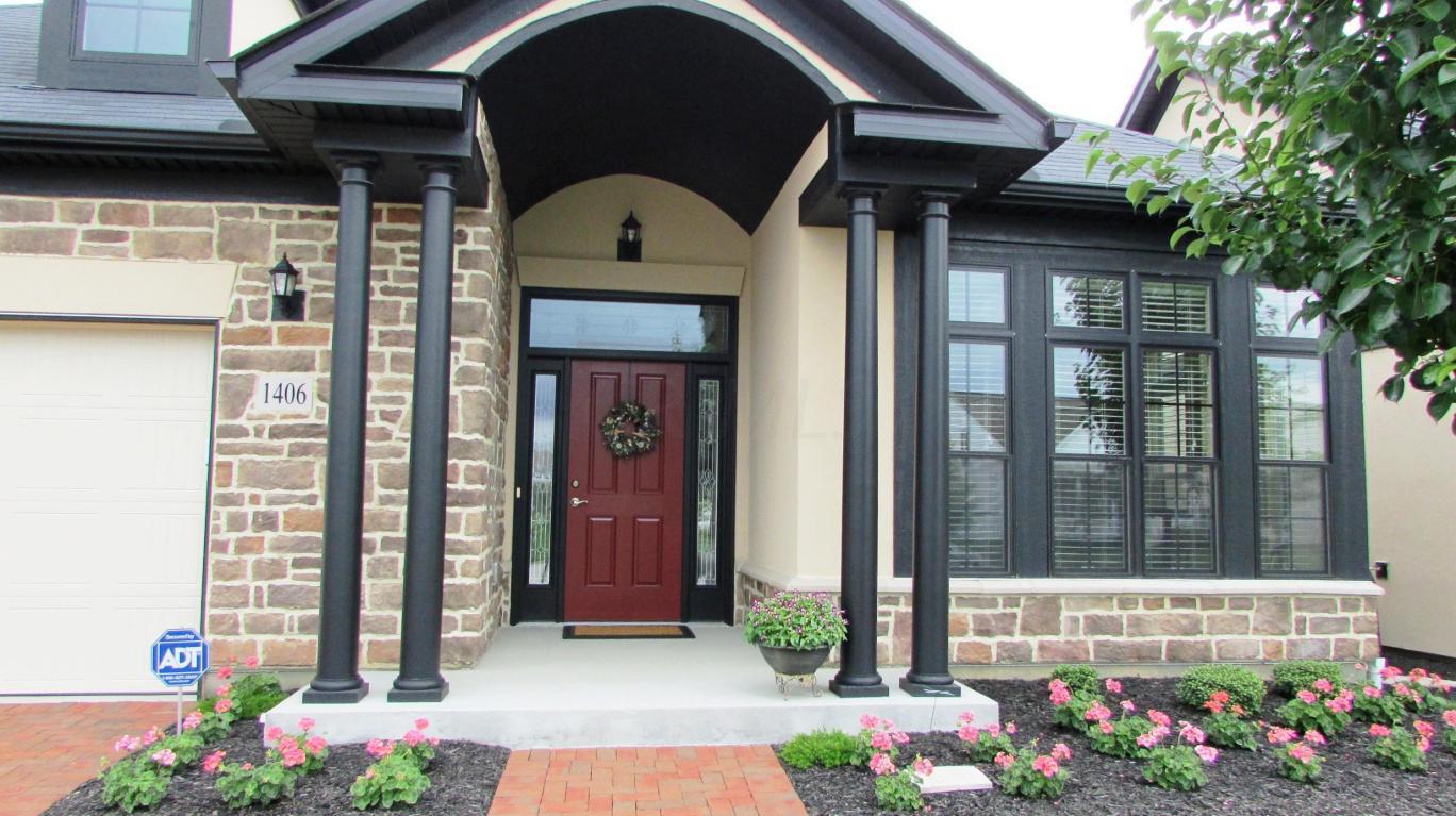 Property Photo: 1406 Pinnacle Club Drive OH 43123