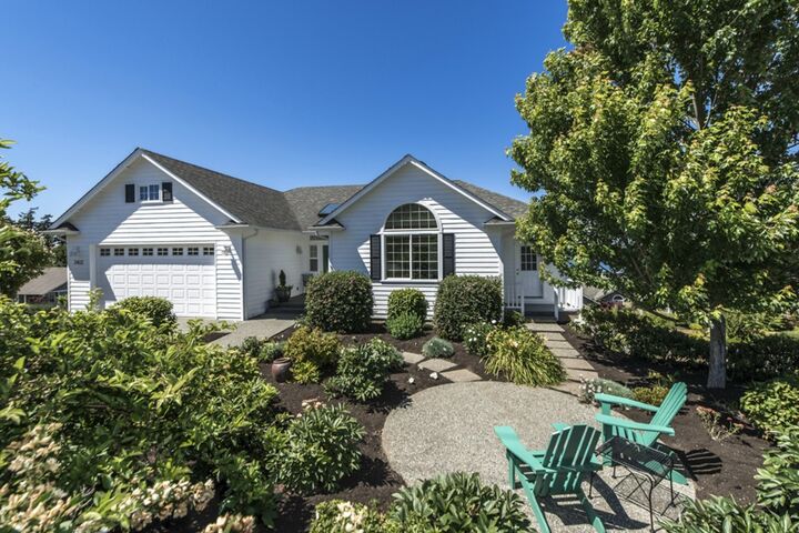 Property Photo:  3412 W 2nd St  WA 98221 