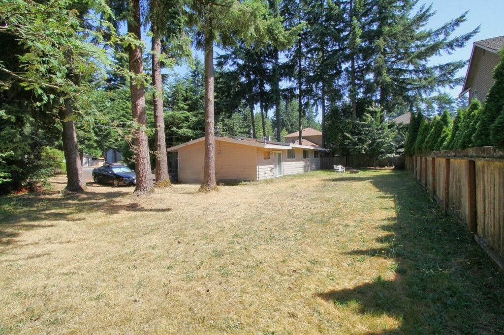 Property Photo:  7421 132nd Ave NE  WA 98033 