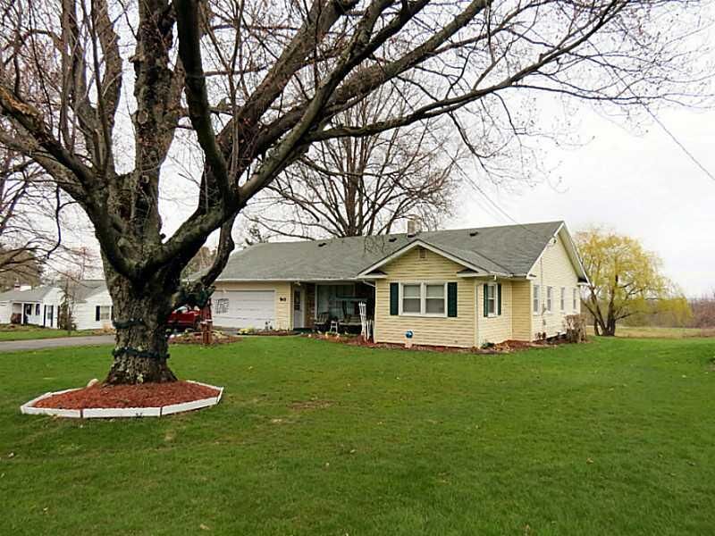Property Photo: 943 Leslie Road PA 16335