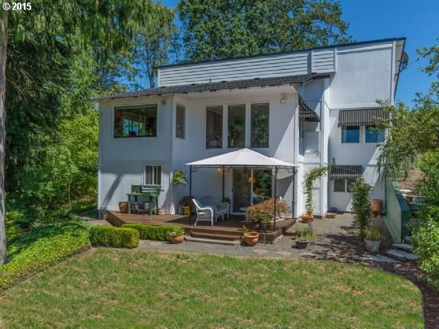 Property Photo: 1029 S Oak Rd WA 98642