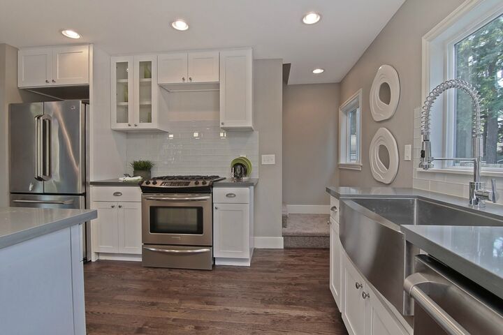 Property Photo: 15545 Ashworth Ave N WA 98133