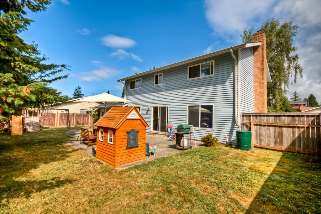 Property Photo:  5300 172nd St SW  WA 98037 