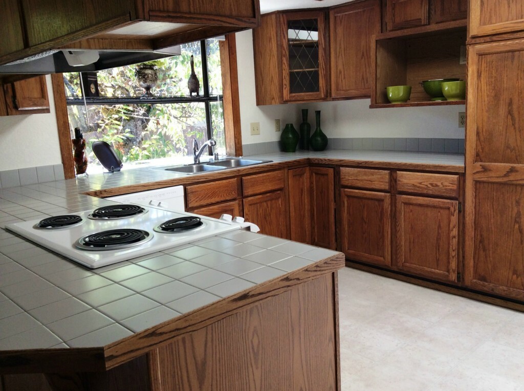 Property Photo: 10009 SE 229th Place WA 98031