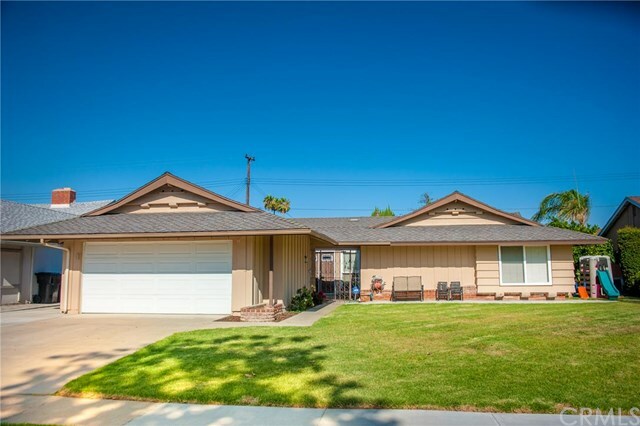 Property Photo:  1726 Sierra Bonita Drive  CA 92870 