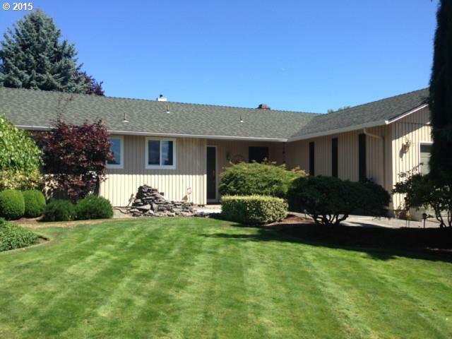 Property Photo:  12807 NE 11th Ct  WA 98685 