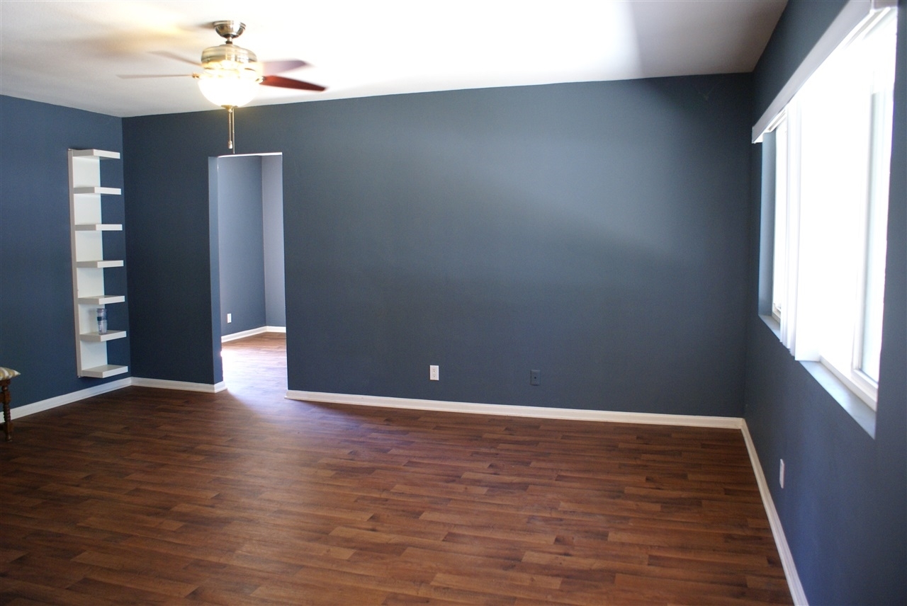 Property Photo:  1552 S Hale  CA 92029 