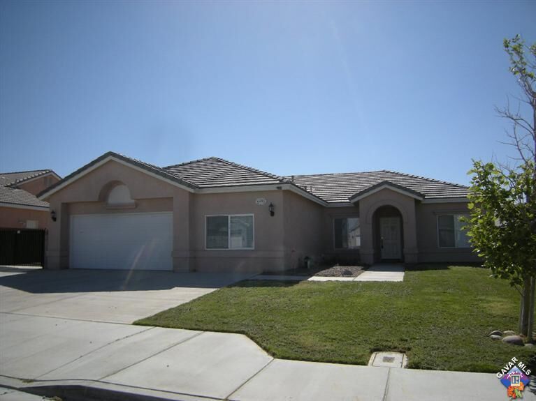 Property Photo:  43825 Johns Court  CA 93536 