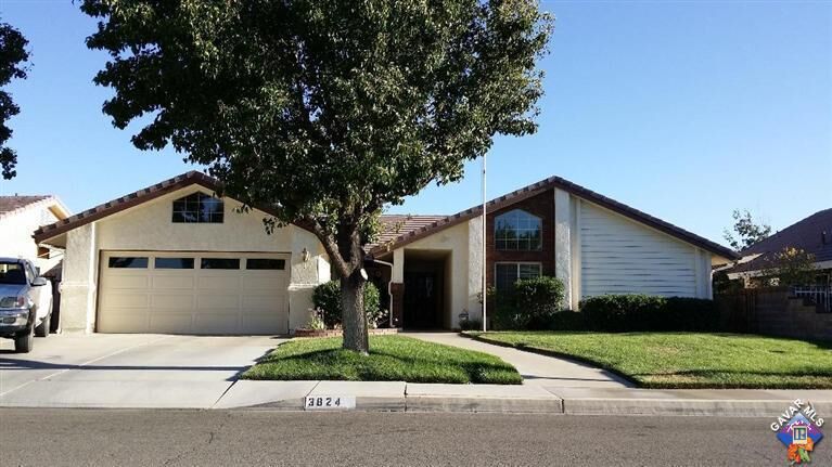 Property Photo:  3824 W Avenue J-12  CA 93536 