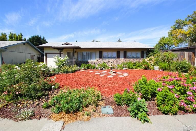 Property Photo:  1055 Pierce Street  CA 94533 