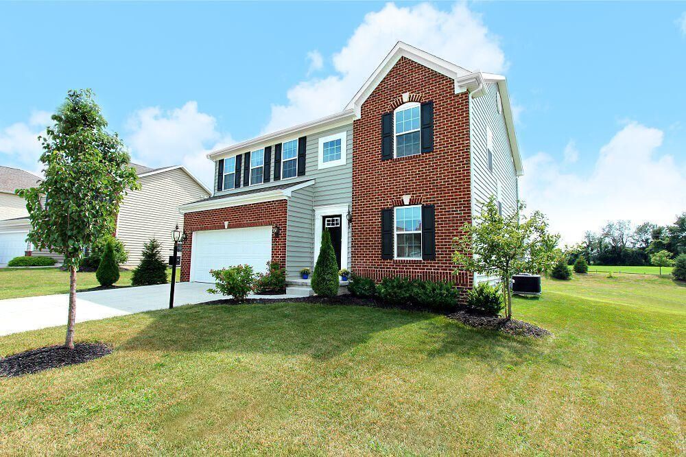 Property Photo: 308 Evergreen Circle OH 43147