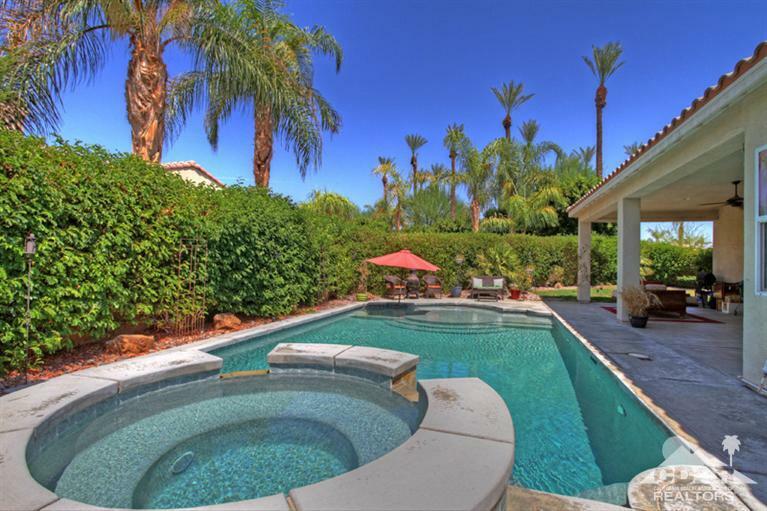 Property Photo: 44625 Via Venice CA 92253