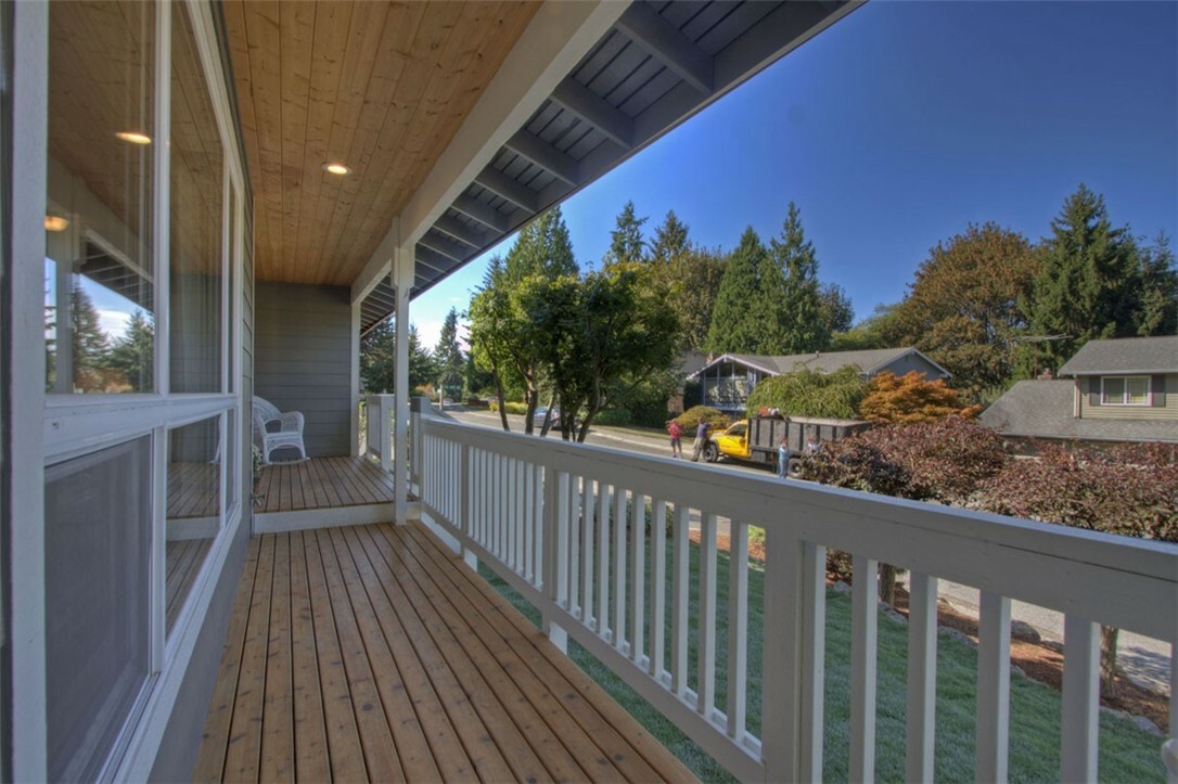 Property Photo:  9407 NE 143rd St  WA 98034 