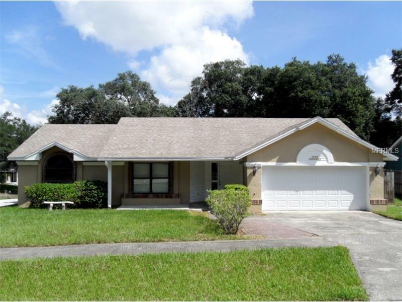 Property Photo: 7753 Covedale Drive FL 32818