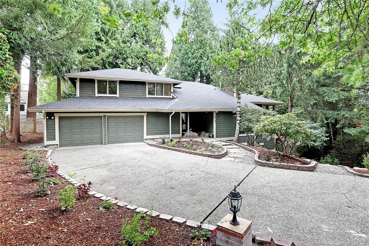 Property Photo:  16742 NE 41st St  WA 98052 