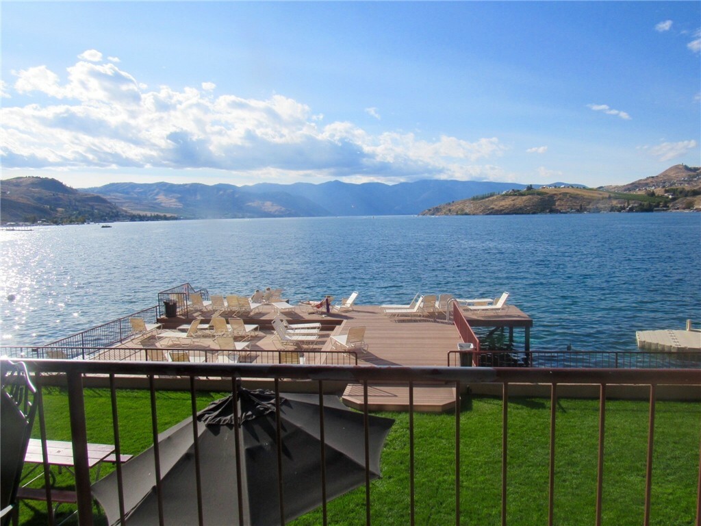 322 W Woodin Ave 203  Chelan WA 98816 photo