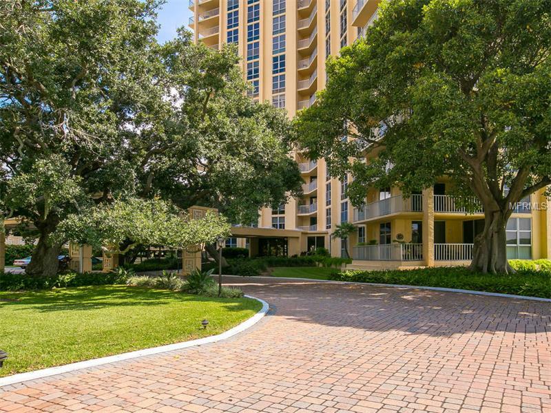 Property Photo:  1111 N Gulfstream Avenue 2C  FL 34236 