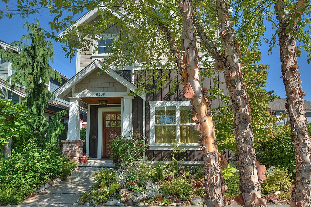 Property Photo: 6308 31st Ave SW WA 98126
