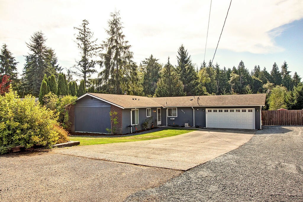 Property Photo:  6014 95th Dr SE  WA 98290 