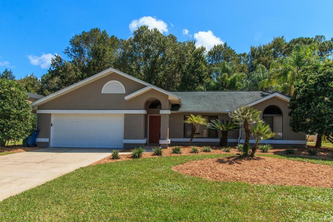 Property Photo:  1931 Spruce Creek Landing  FL 32128 